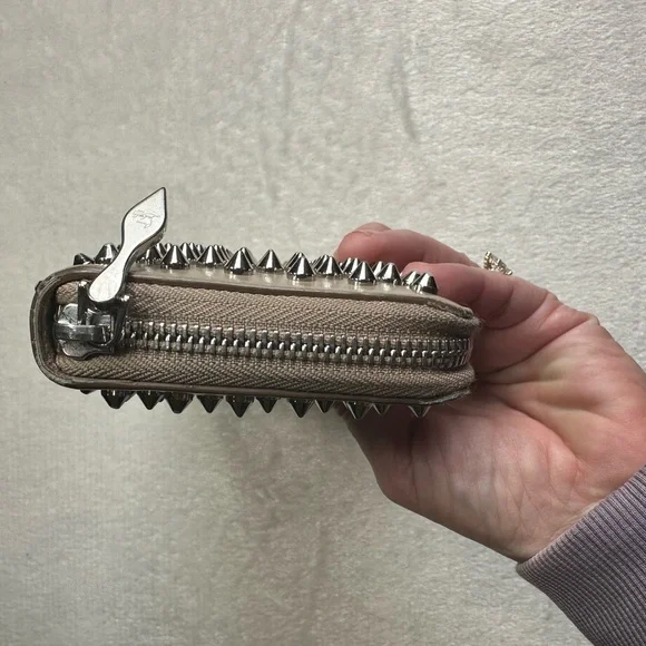 Christian Louboutin Beige Panettone Wallet with Silver Spikes - Picture 5 of 14